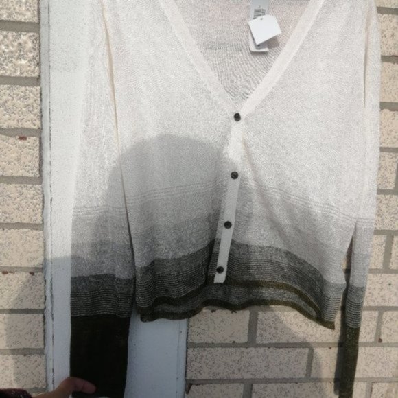 🆕NWT Aritzia little moon novo cardigan light cardigan size Small - Picture 11 of 12